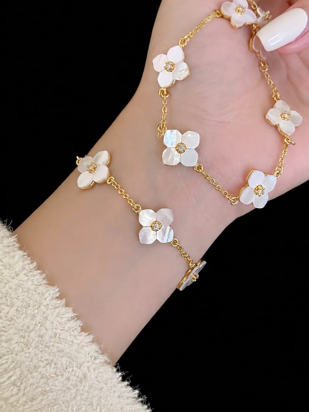 Gold Floral Mother-of-Pearl Link Bracelet